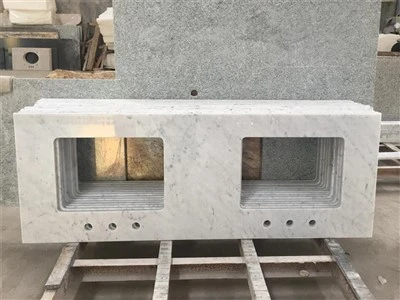 Μαρμάρινοι πάγκοι κουζίνας Bianco Carrara