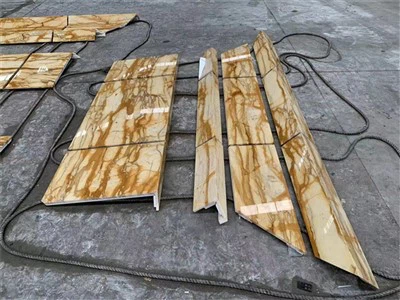 Μαρμάρινο Πλακάκι Χρυσό